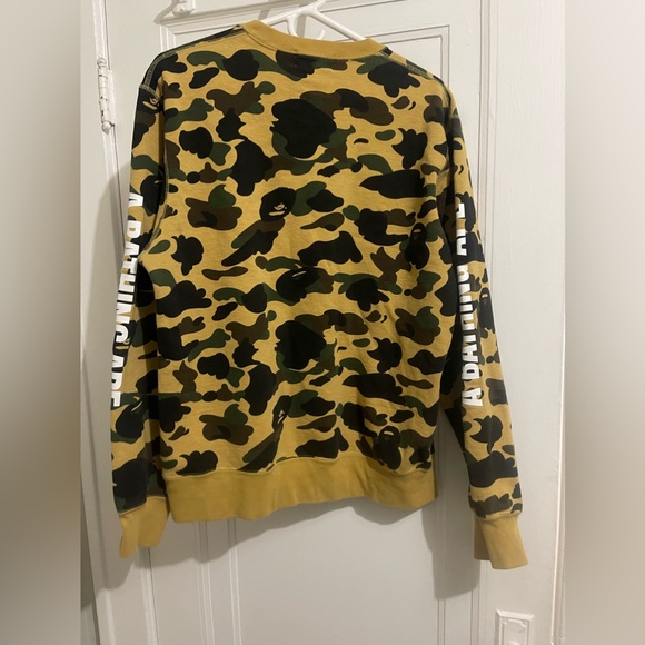 ▪️BAPE cameo crewneck size XL ▪️ - Picture 2 of 2
